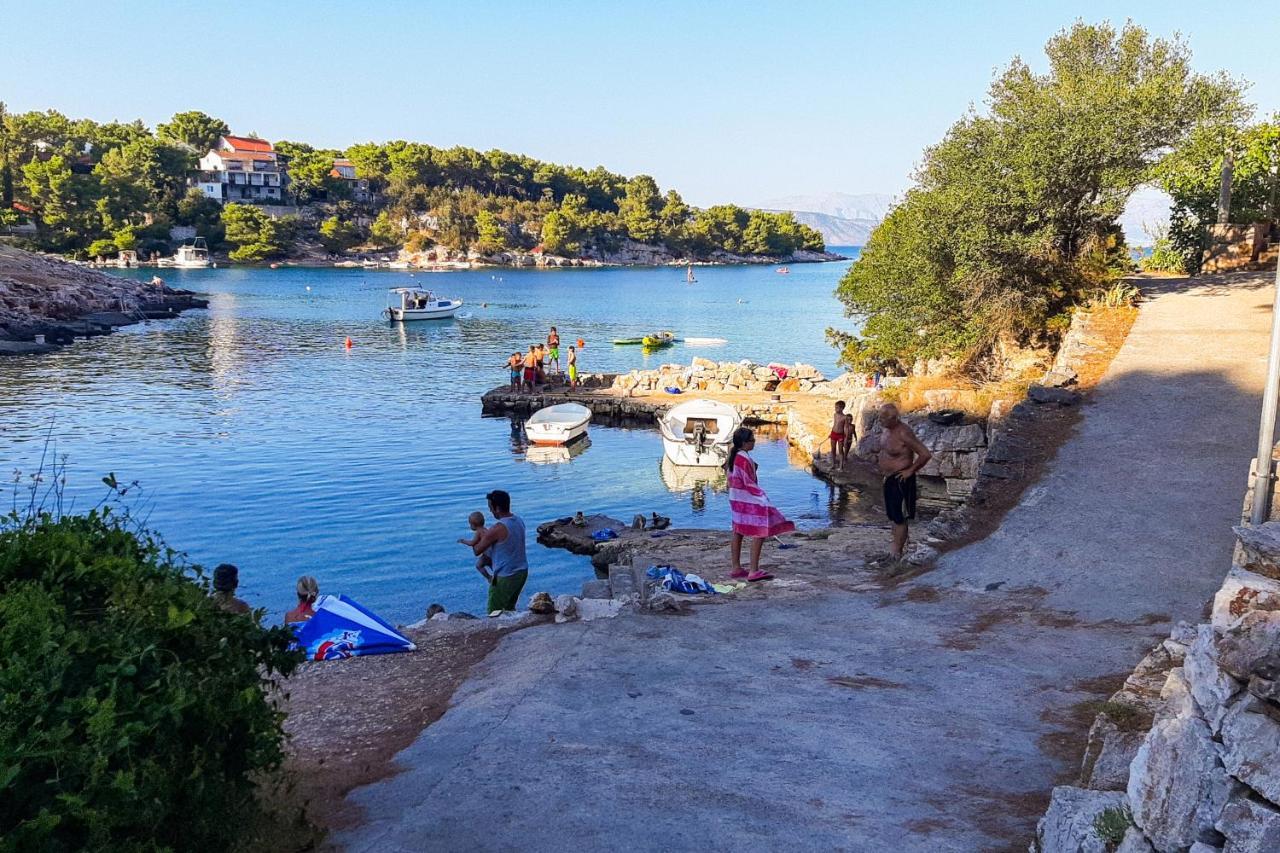 Apartments By The Sea Basina, Hvar - 11817 Vrbanj Buitenkant foto